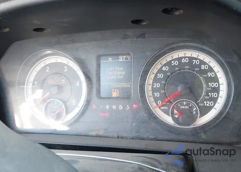 2017 Ram 2500 Tradesman 4X4 8' Box from USA, damaged, VIN 3C6UR5HL5HG643400